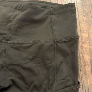 Lululemon Fast Free Crop 18” Leggings Green/Olive‎ Size 8